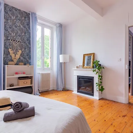 Belle Maison Familiale Avec Piscine Privee *