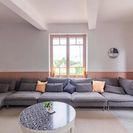 Feriehus Belle Maison Familiale Avec Piscine Privee