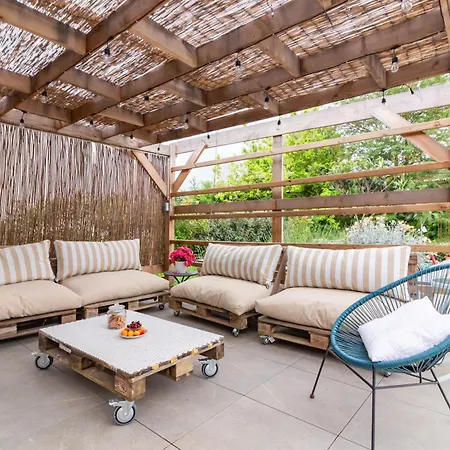Belle Maison Familiale Avec Piscine Privee 別荘